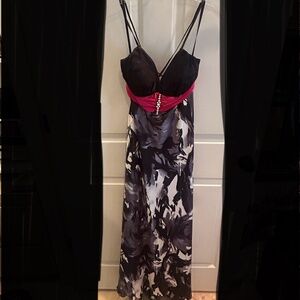 Adorable satin formal/prom gown